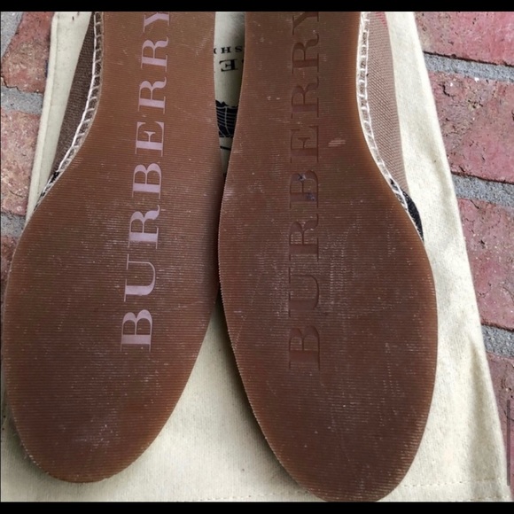 COPY - Burberry Ladies espadrille in like new condition.🍀PRICE FIRM🍀🍀m - Picture 13 of 16